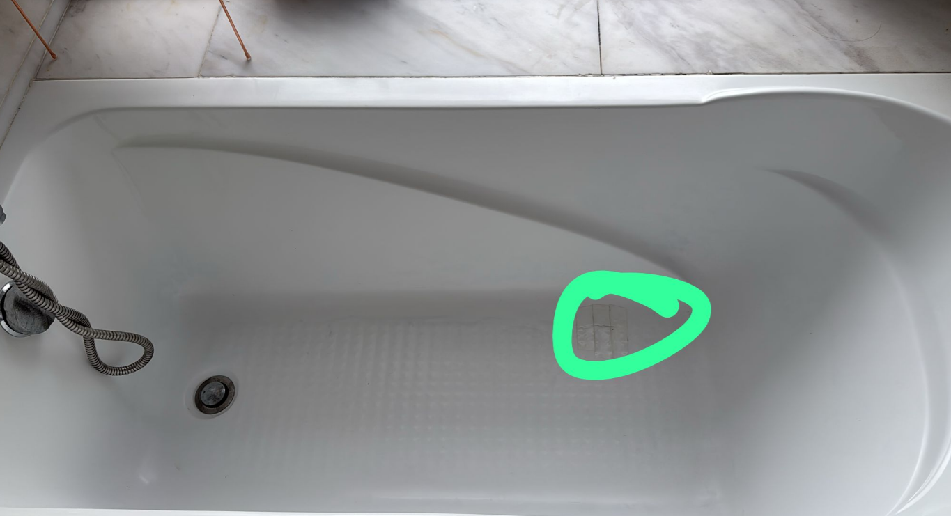 Bathtub Crack Repair and Repainting at D’Lxoras Condo, Singapore